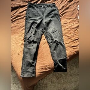 American Eagle Black Strigid Mom Jeans